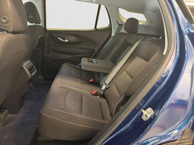 Used 2022  GMC SLE image 14