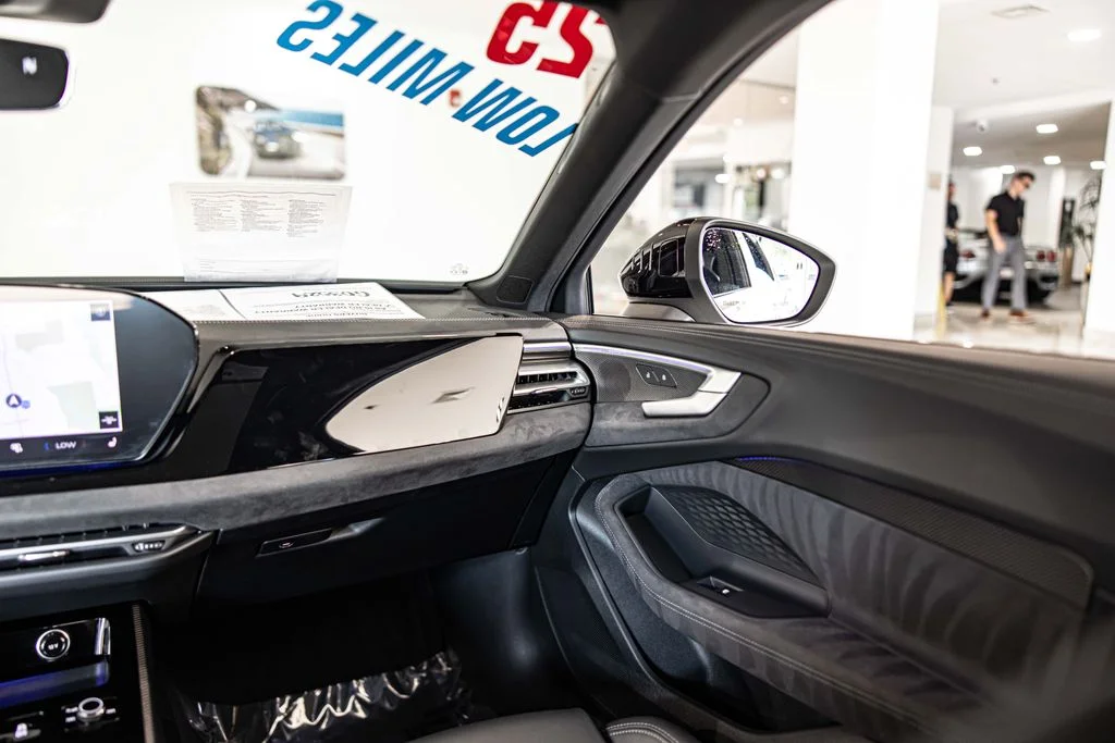 Used 2025 White Audi 3.0T Premium Plus image 38
