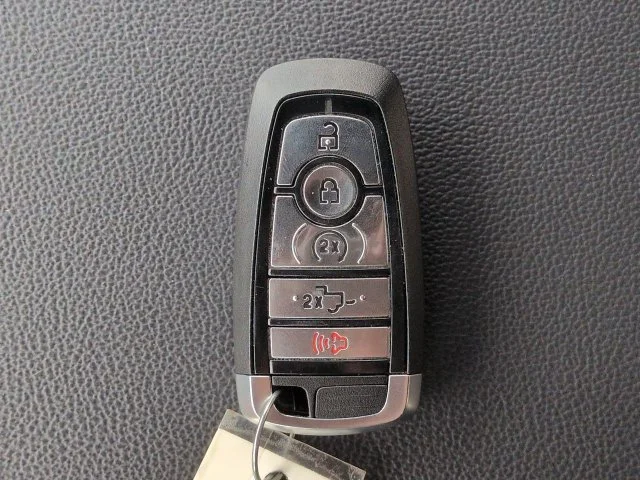 New 2026 Avalanche Ford Lariat® image 30
