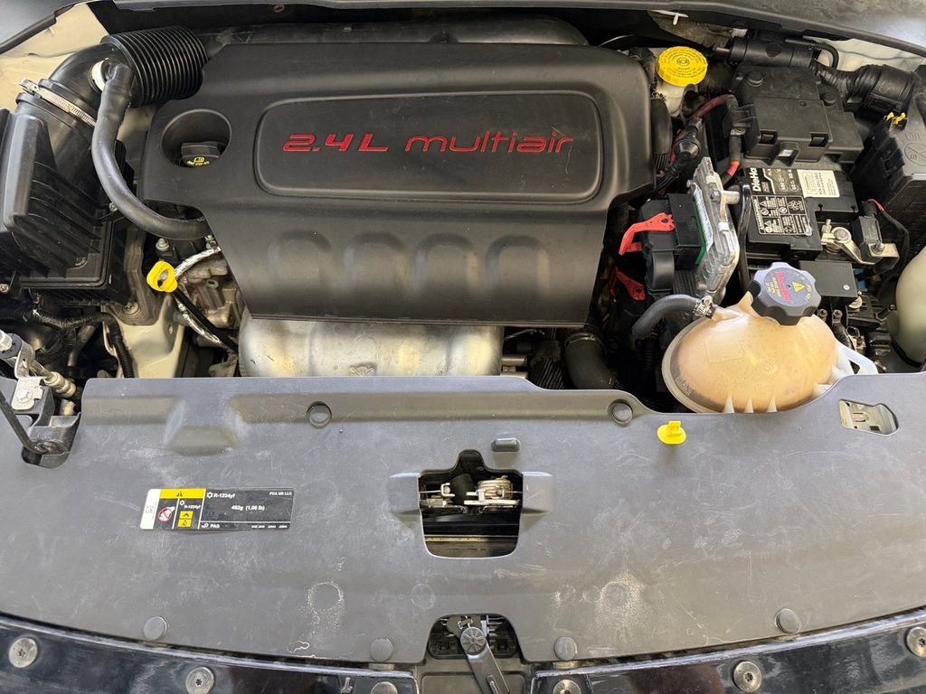 Used 2018 White Jeep Sport image 13