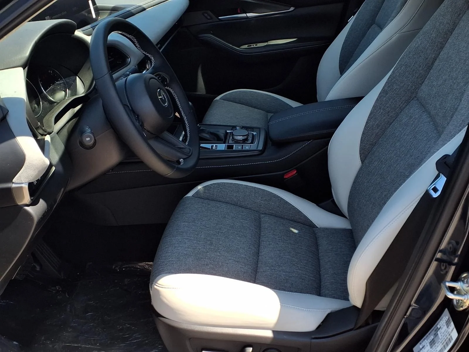 2026 Mazda CX-30 Aire Edition - Photo 16