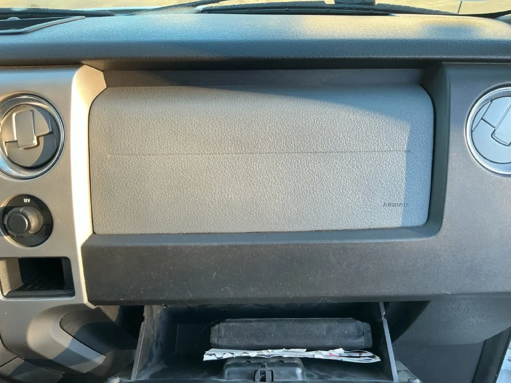 Used 2013 White Ford XLT image 33