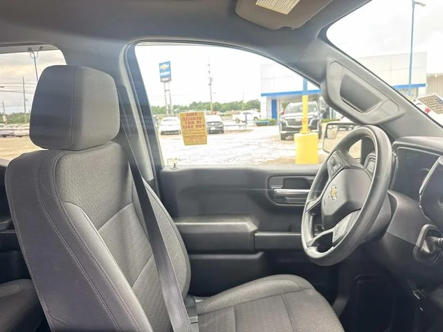 Used 2026 White Chevrolet Custom image 24