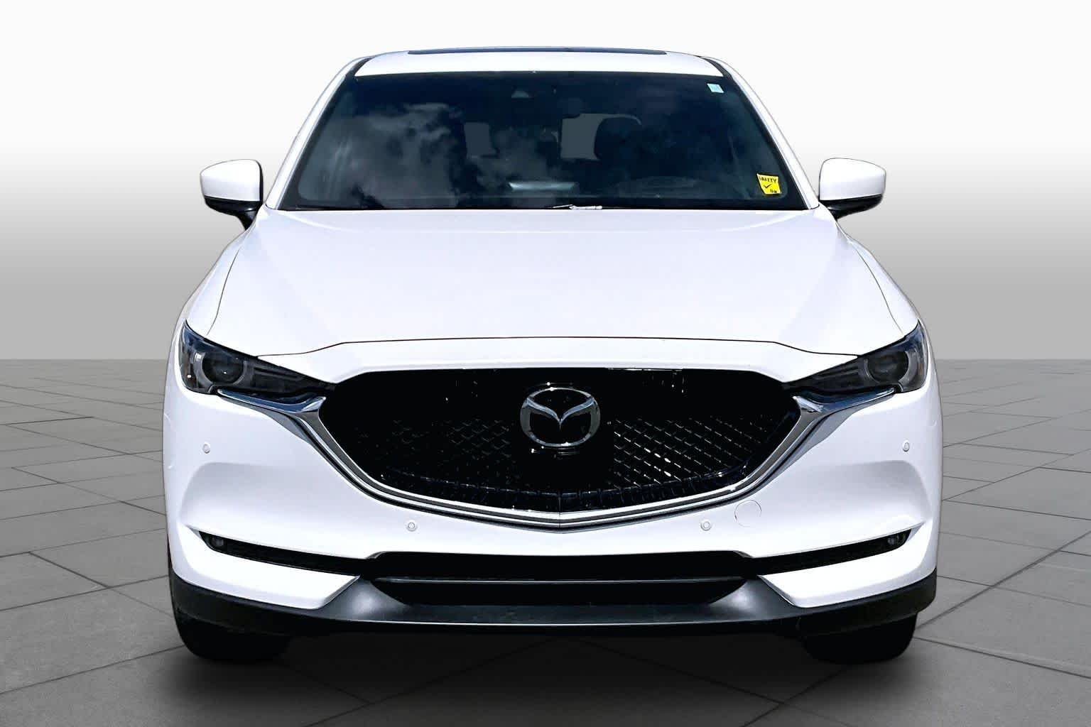 Used 2019 Snowflake White Pearl Mica Mazda Signature image 4