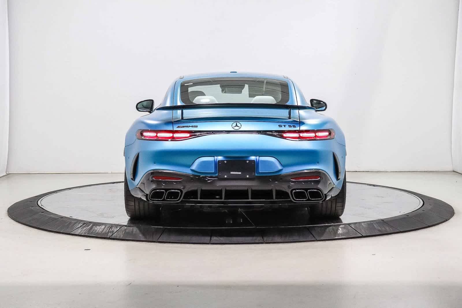 New 2026 MANUFAKTUR Hyper Blue Magno Mercedes-Benz AMG® GT 55 image 3
