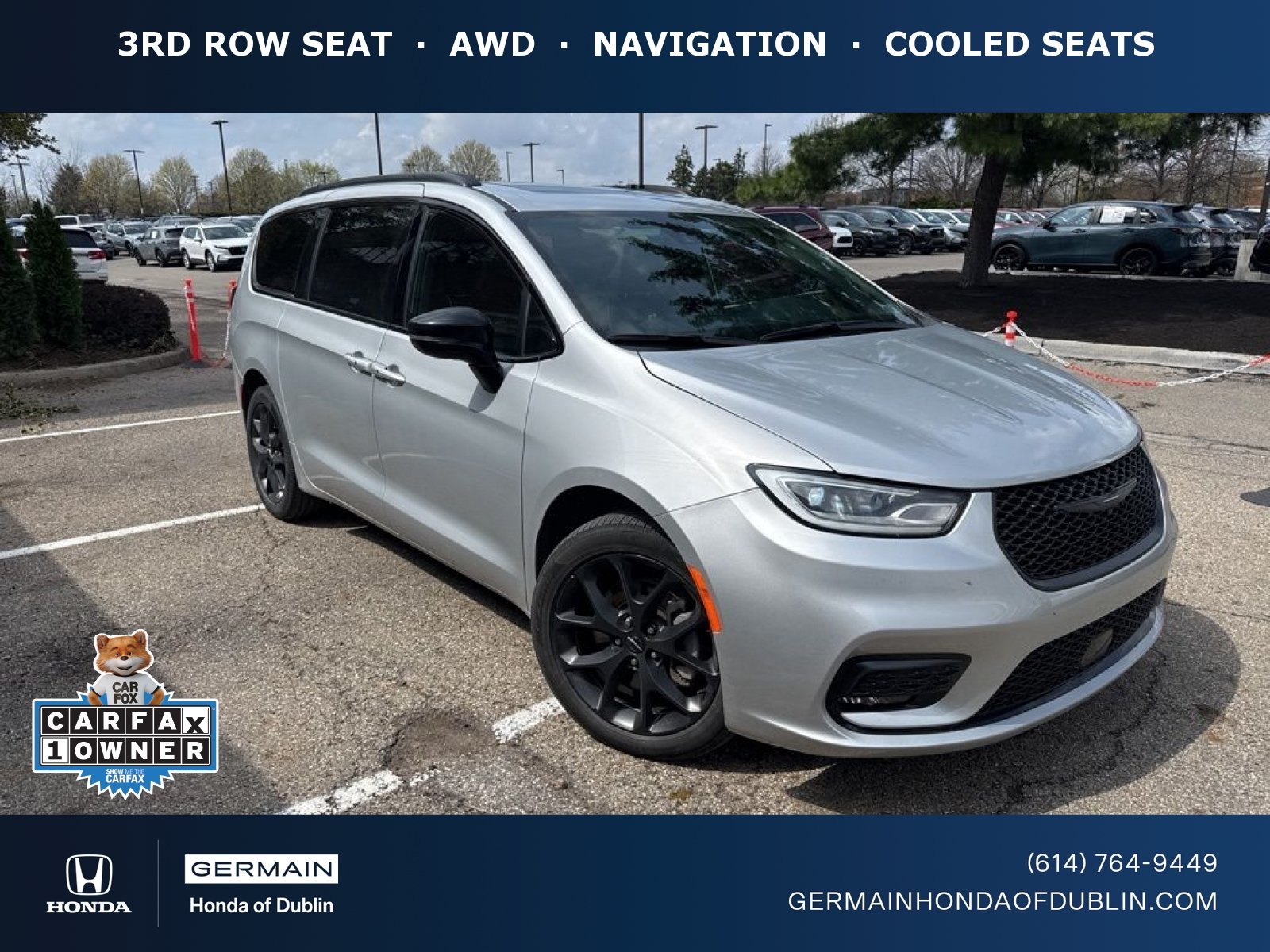 2024 Chrysler Pacifica Limited AWD's photo