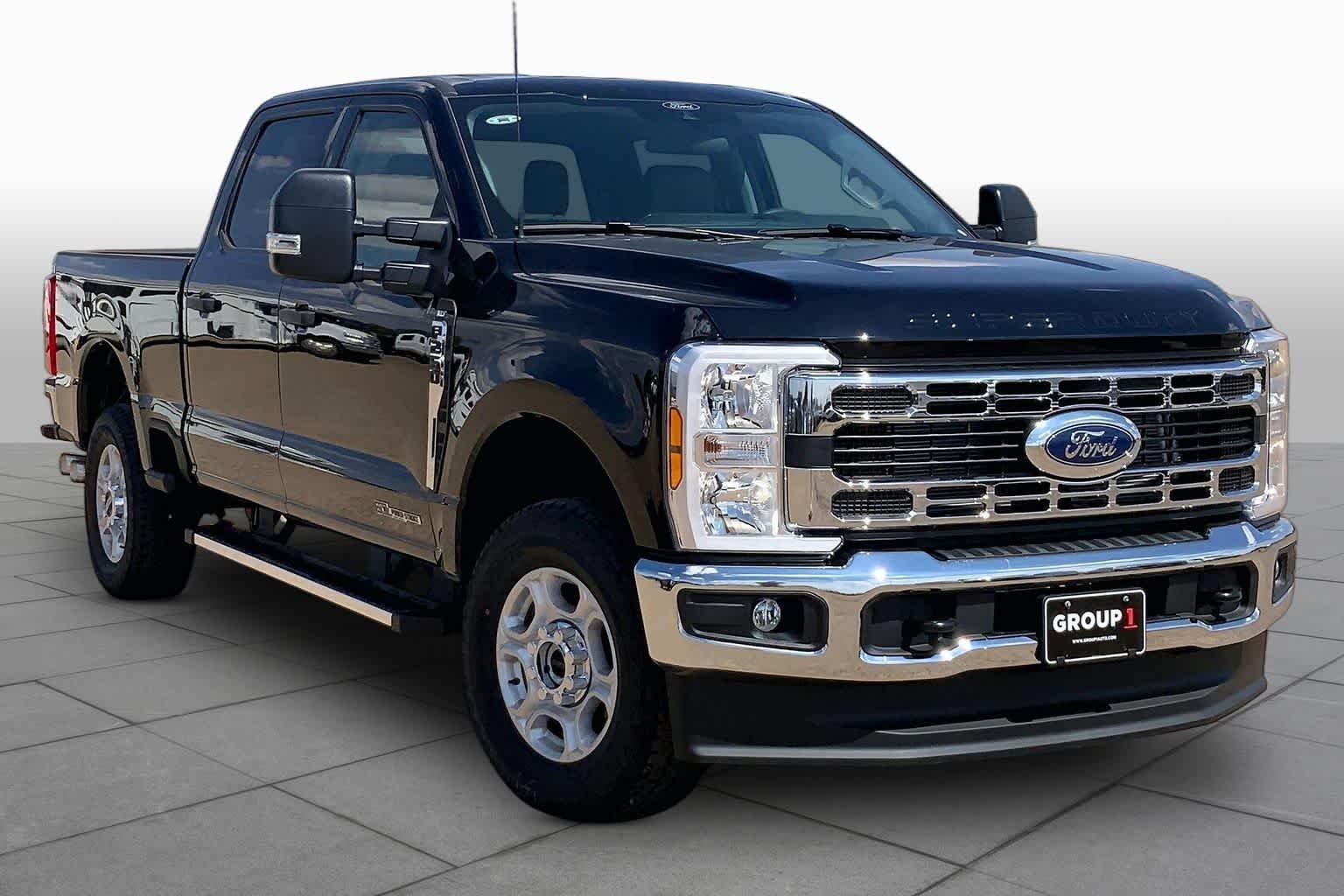New 2026 Agate Black Metallic Ford F-250® XLT image 2