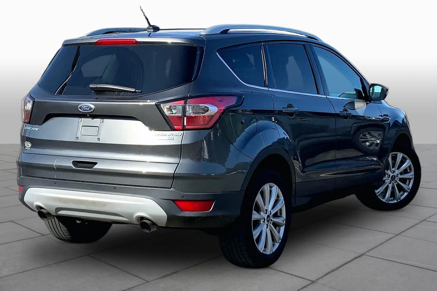 Used 2017 Magnetic Metallic Ford Titanium image 13