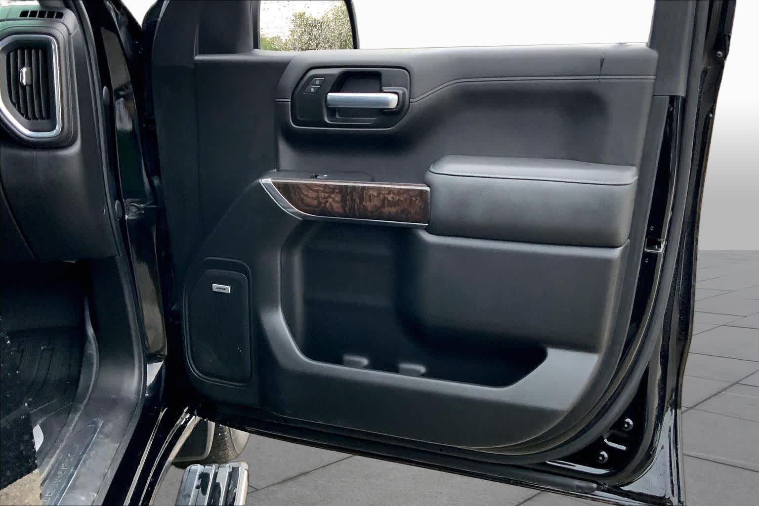 Used 2020 Onyx Black GMC Denali image 23