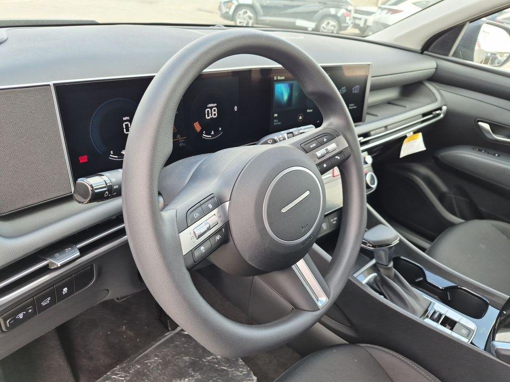 New 2026 Green Hyundai SEL FWD image 17