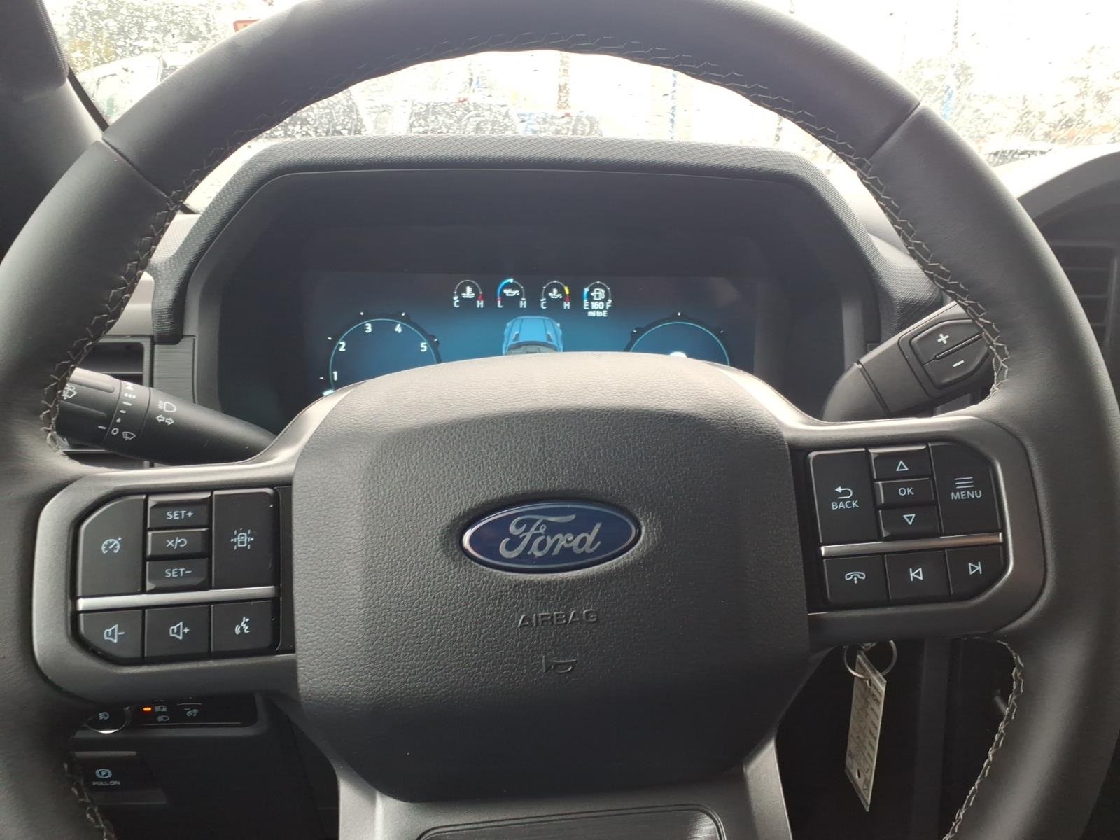 New 2026 Agate Black Metallic Ford XLT image 24