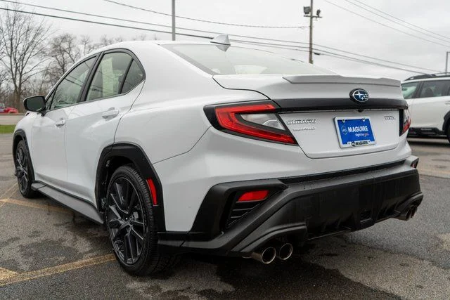 Used 2022 White Subaru Premium image 7
