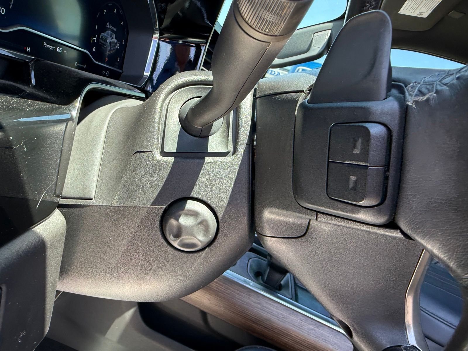 2023 Chevrolet Silverado 1500 High Country - Photo 18