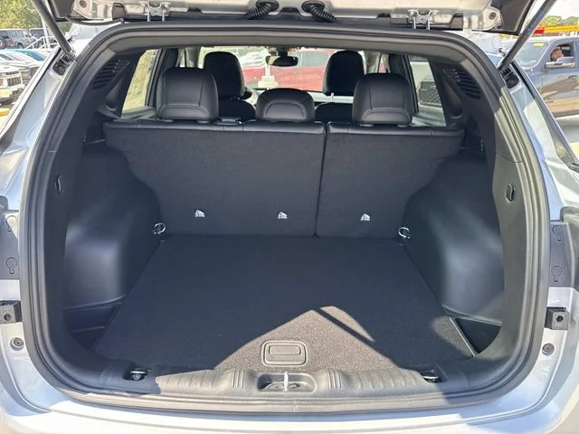 New 2026 Silver Jeep Latitude image 10