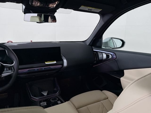 New 2026 White Metallic BMW 30 xDrive image 24