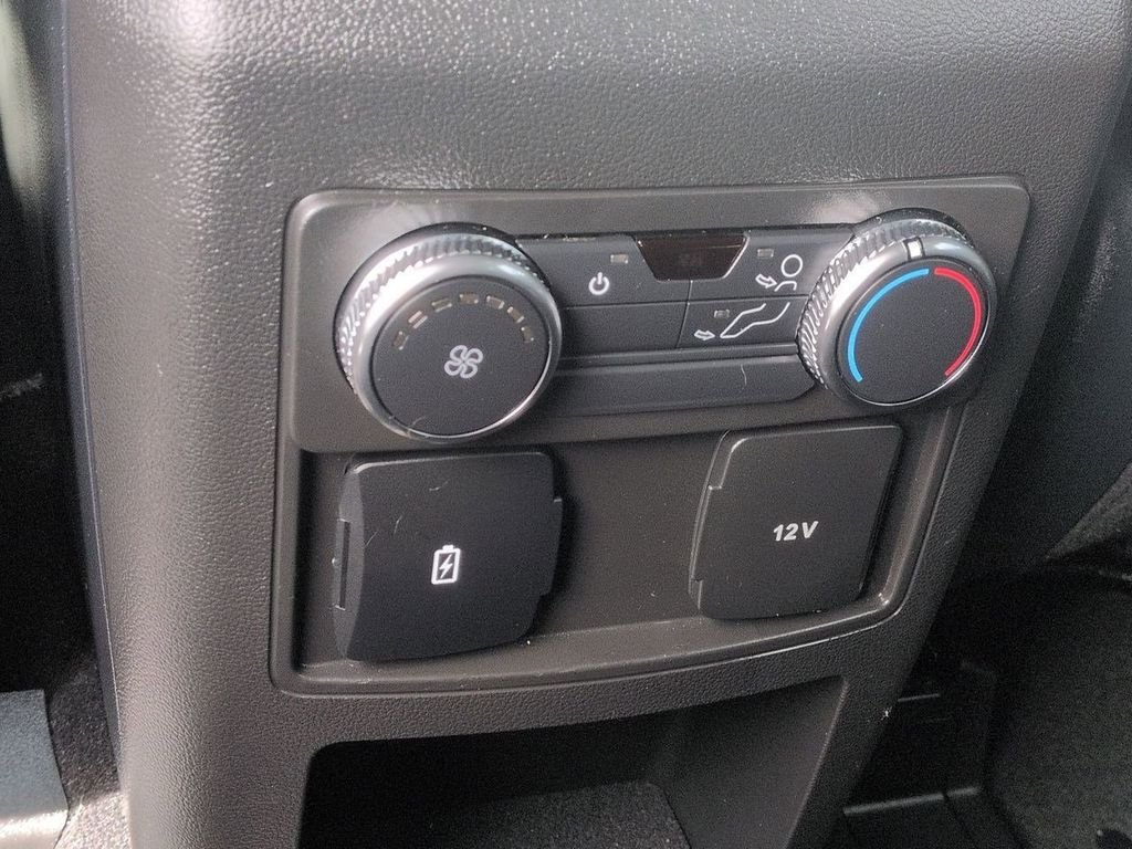 Used 2021 Blue Metallic Ford XLT image 24