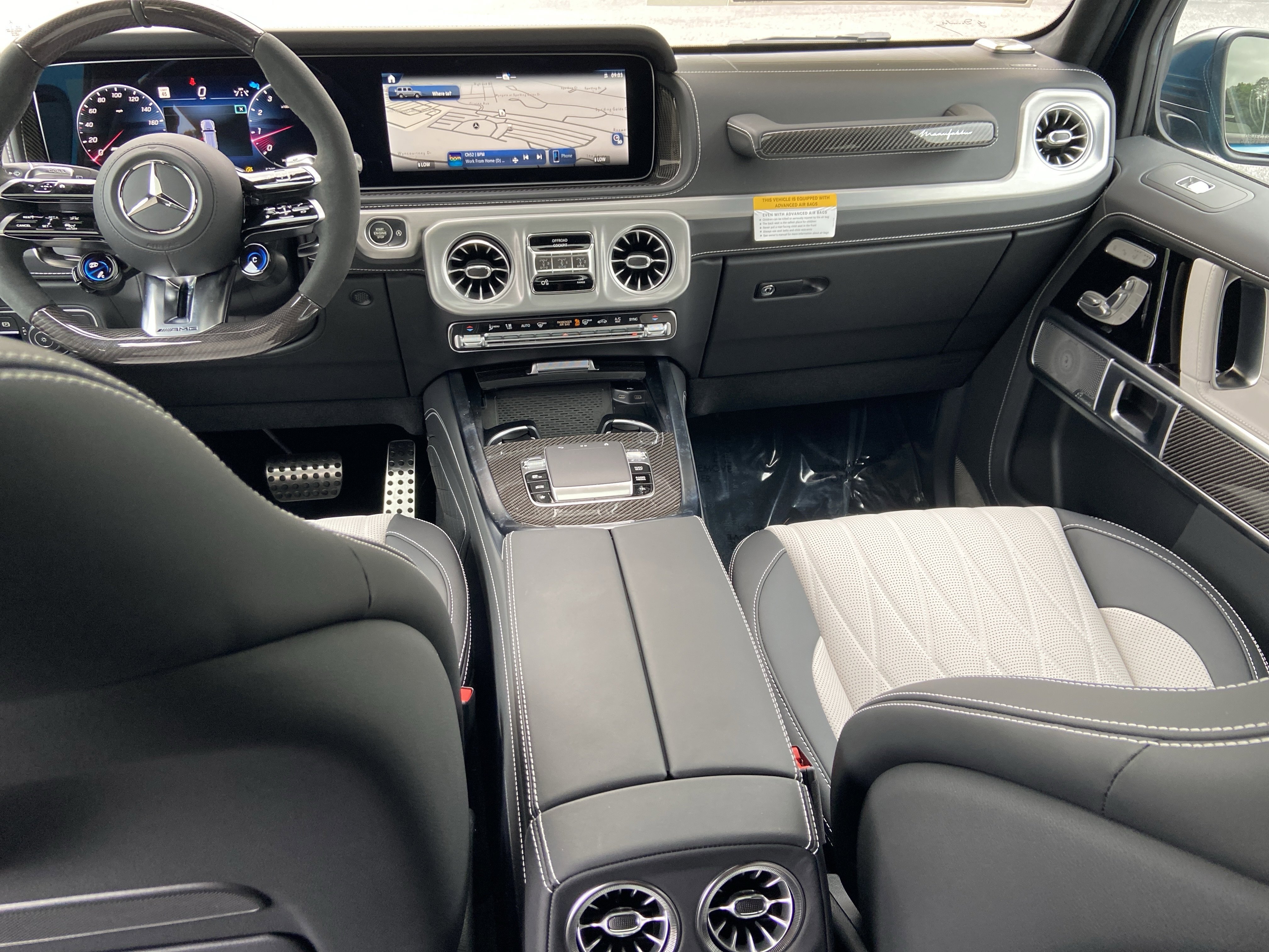 New 2026 MANUFAKTUR hyper blue magno Mercedes-Benz AMG® G 63 SUV image 22