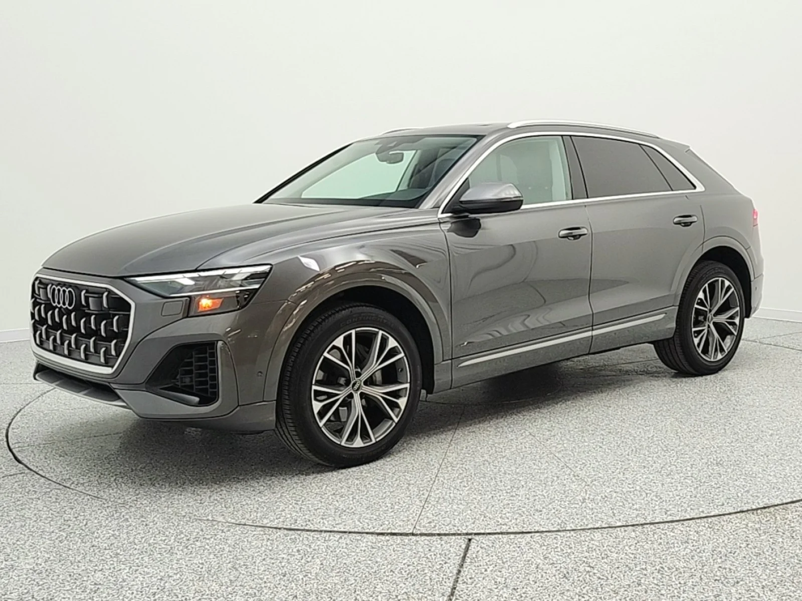 2024 Audi Q8