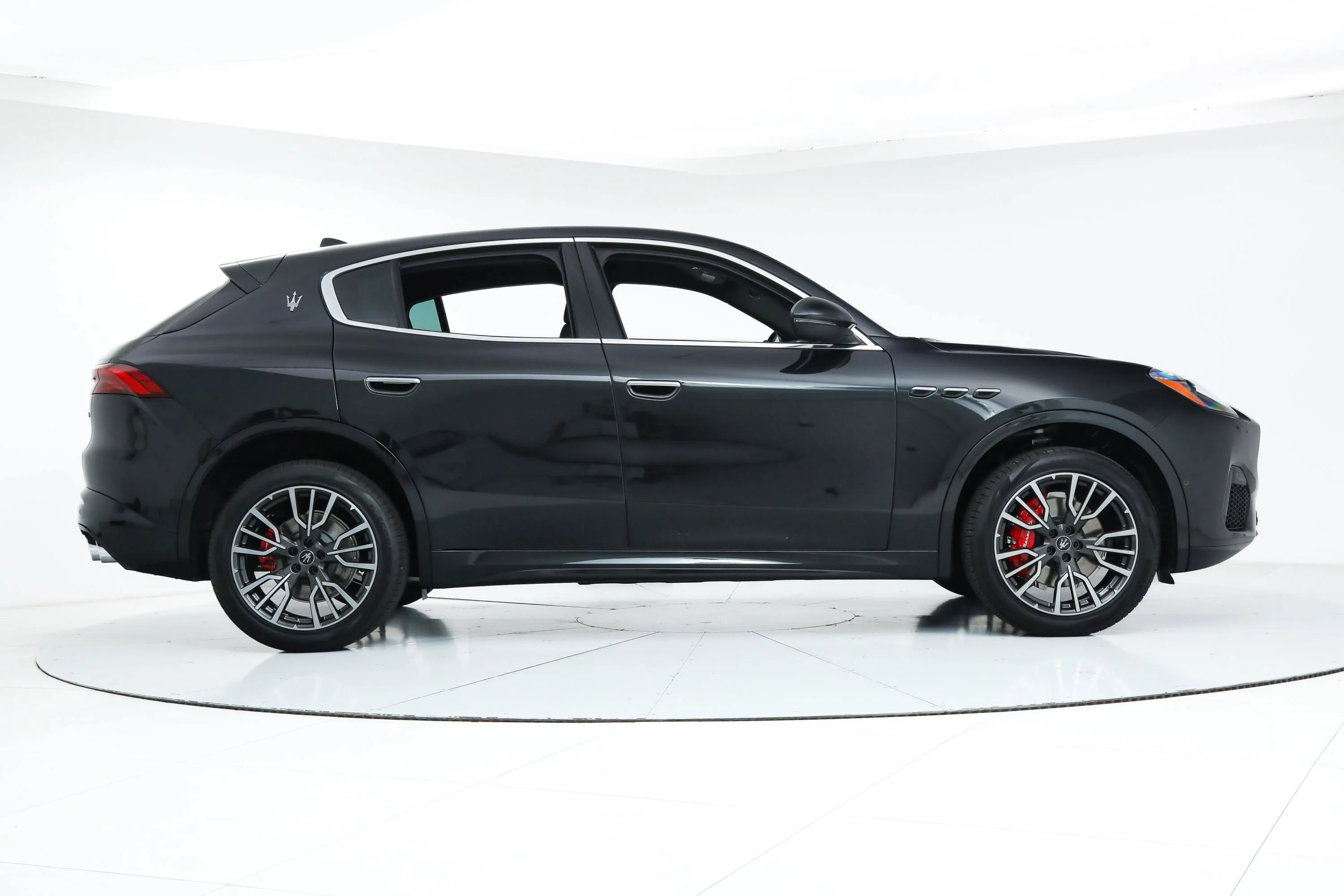 New 2025 Black Maserati  image 6