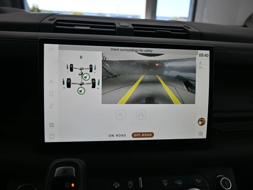 Used 2023 Black Land Rover X image 20