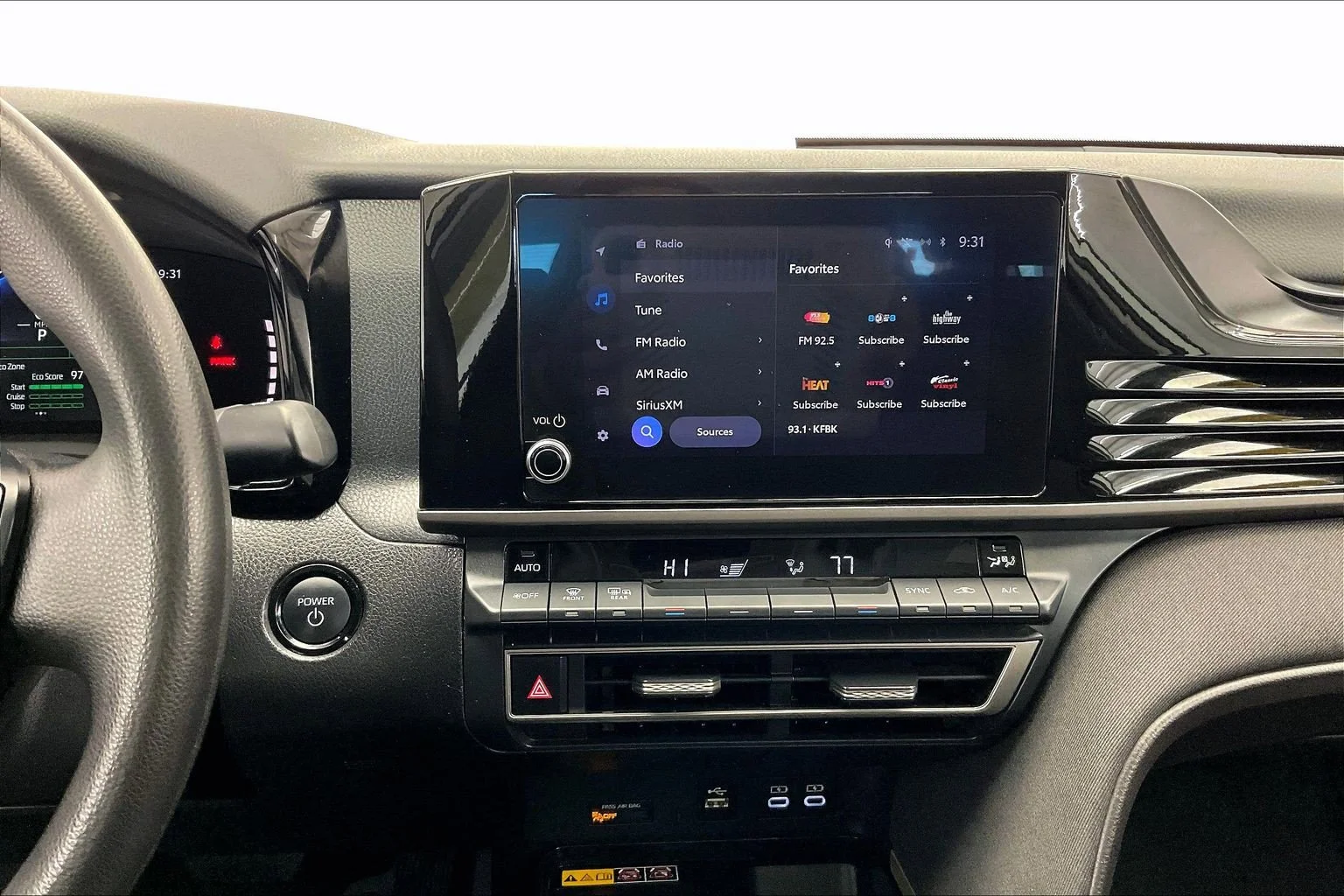 Used 2025 Ice Cap Toyota LE image 5