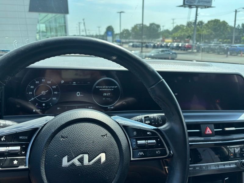 Used 2024 Gray Kia X-Line image 11