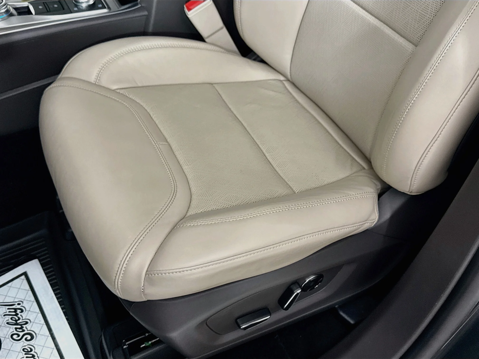 Used 2020 Magnetic Metallic Ford Platinum image 20