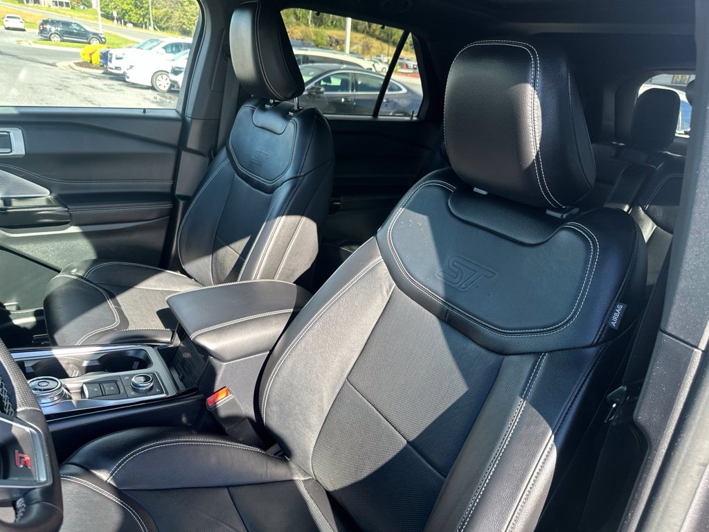 Used 2021 Gray Ford ST image 20