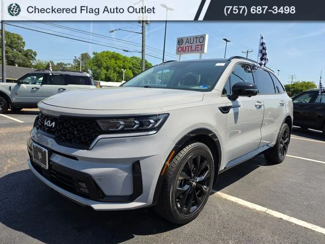 Used 2022 Wolf Gray Kia SX-Prestige image 1