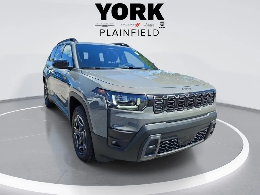 New 2026 Sting-Gray Clearcoat Jeep Laredo image 7