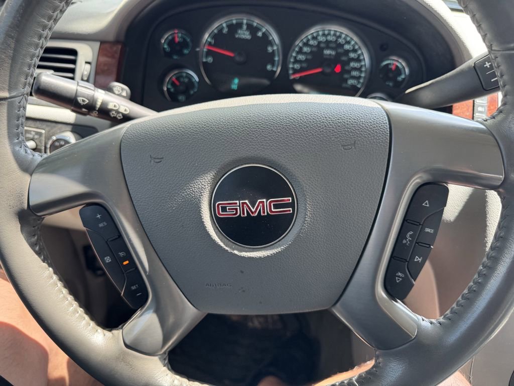Used 2011 ONYX BLACK GMC SLT image 12