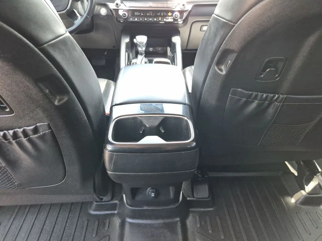 Used 2022 Gray Kia LX image 29