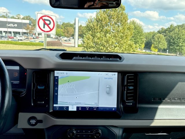 Used 2022 White Ford Wildtrak image 18