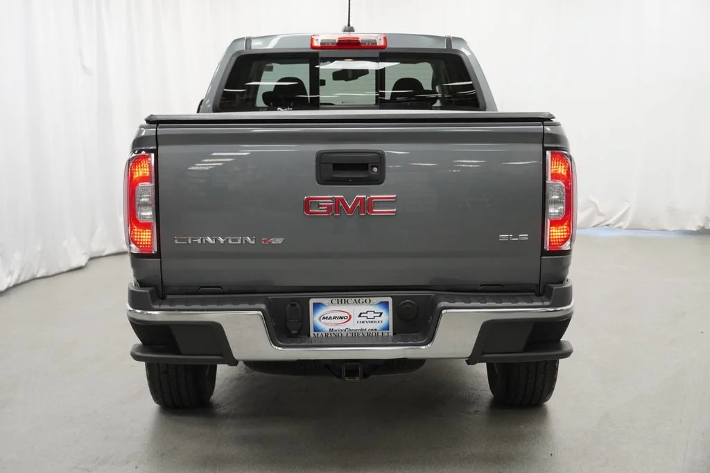 Used 2020 SATIN STEEL METALLIC GMC 4WD SLE image 35