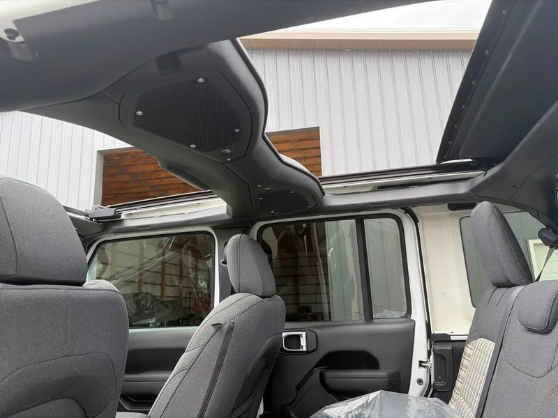 New 2026 Bright White Clearcoat Jeep 85th Anniversary Edition image 14