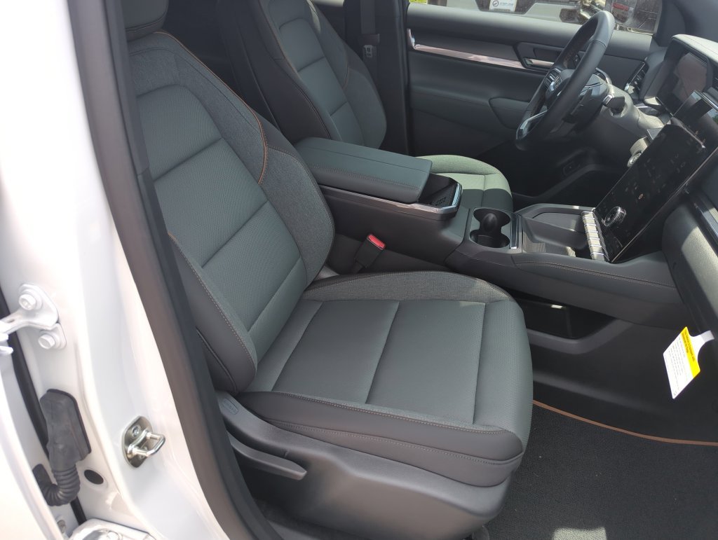 2026 GMC Terrain AT4 - Photo 35