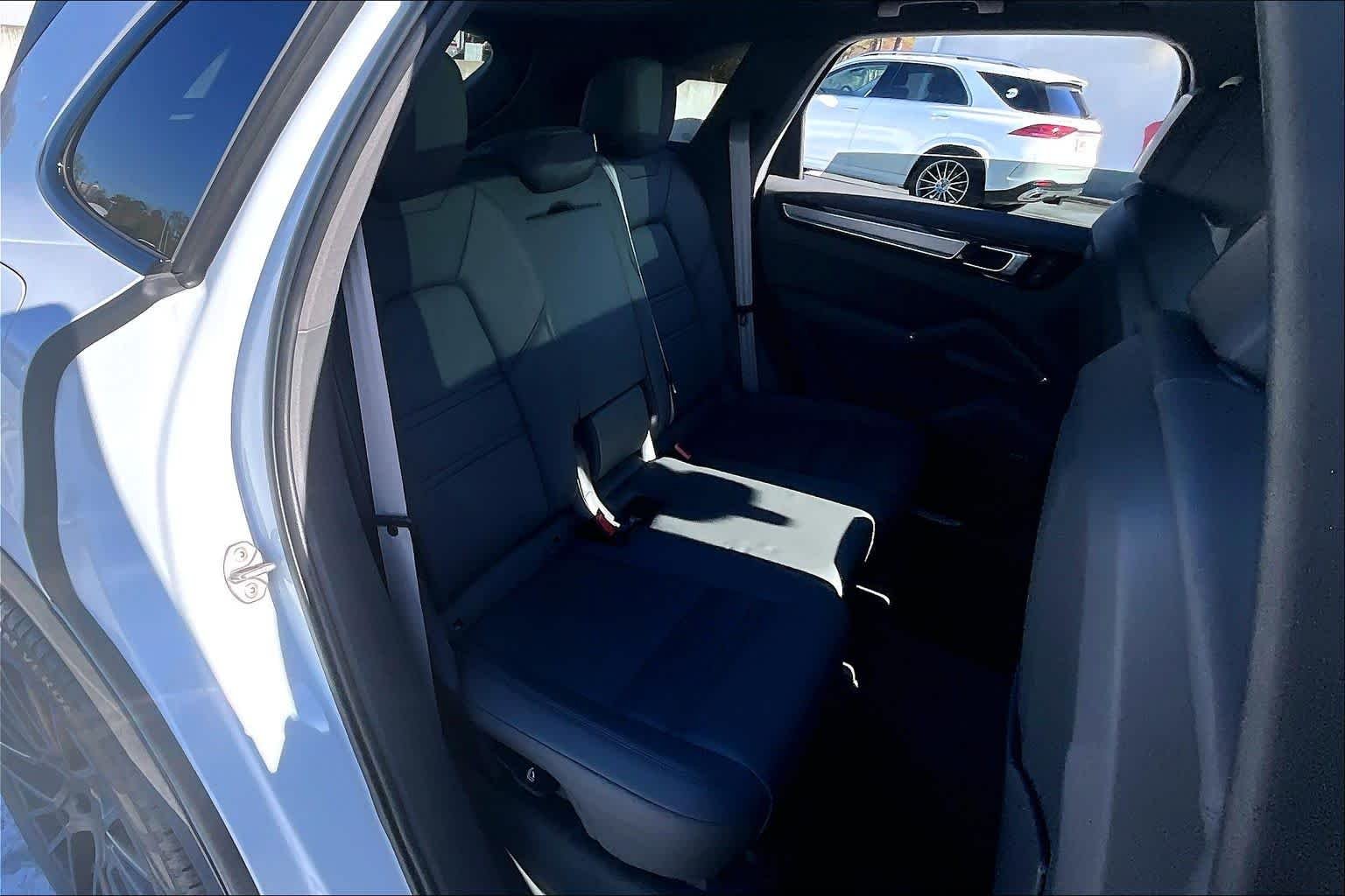 Used 2022 Carrara White Metallic Porsche Platinum Edition image 34