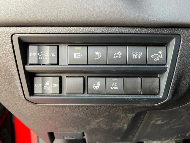 Used 2025 Red Toyota Platinum image 22