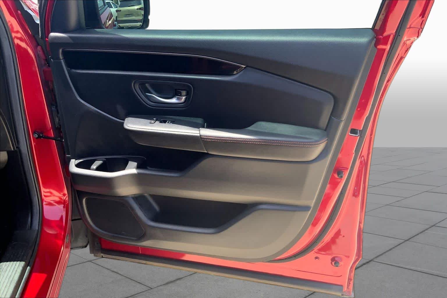 Used 2025 Radiant Red Metallic II Honda TrailSport image 22