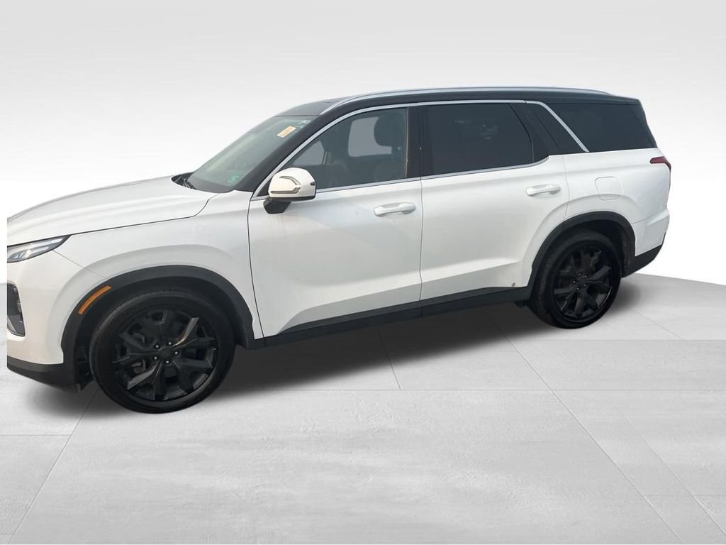 Used 2021 White Hyundai SEL image 4