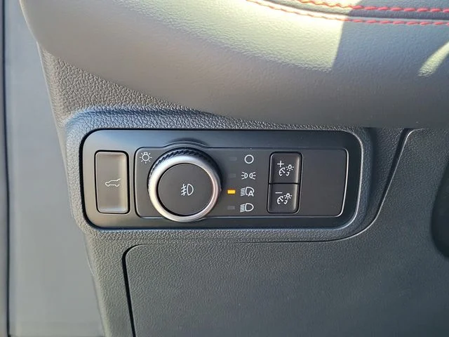New 2026 Star White Metallic Tri-Coat Ford ST image 31