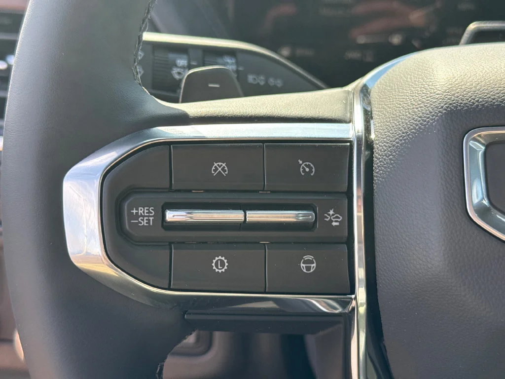 2026 GMC Yukon XL Denali - Photo 21