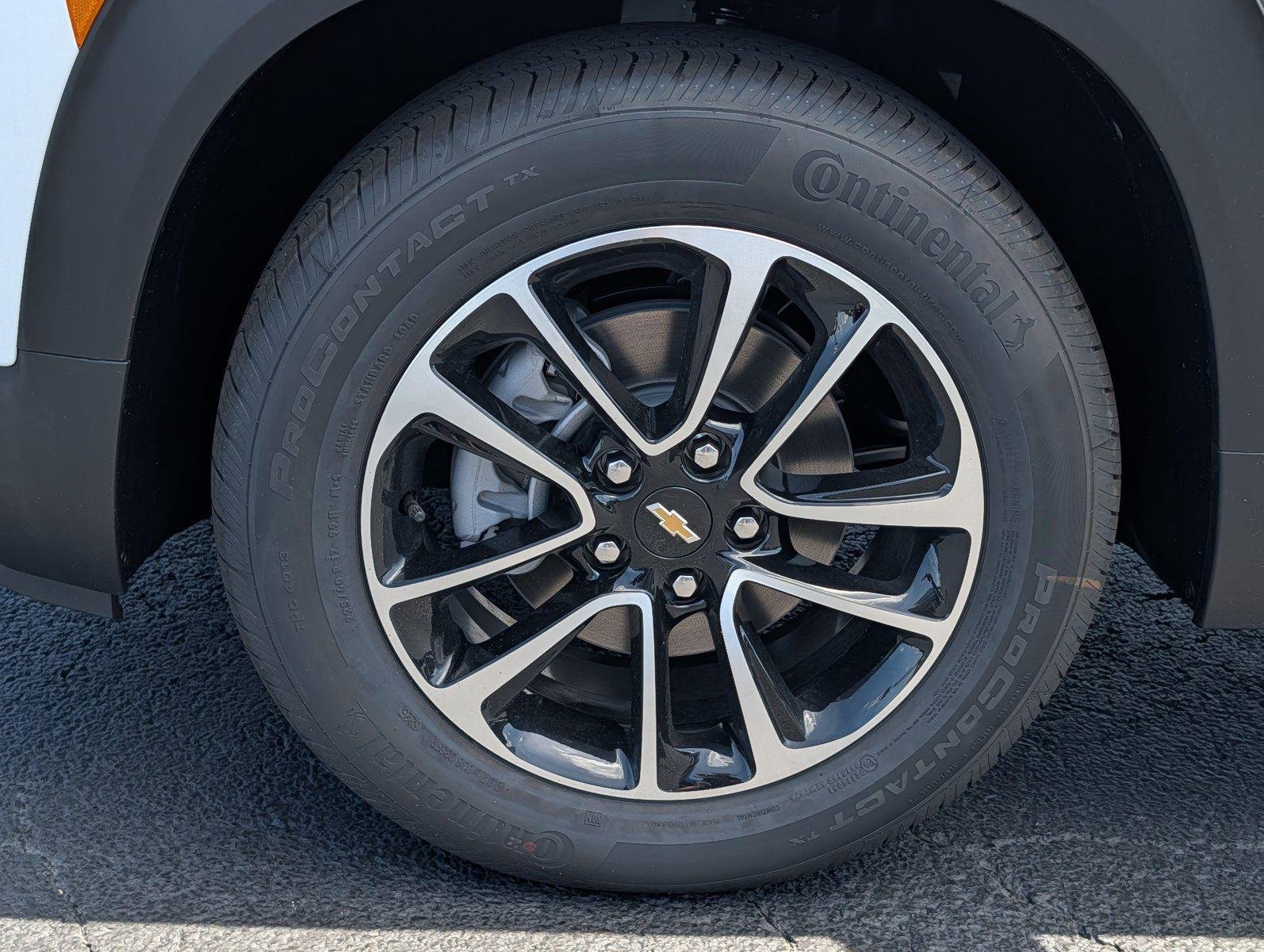 New 2026 Summit White Chevrolet LT image 9