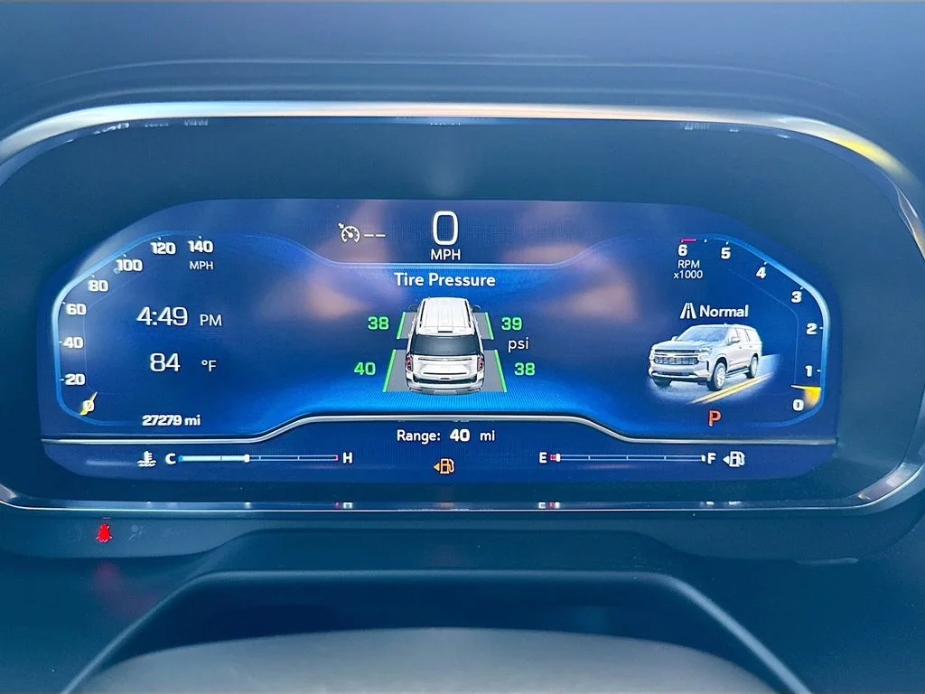 Used 2023 Gray Chevrolet LT image 13