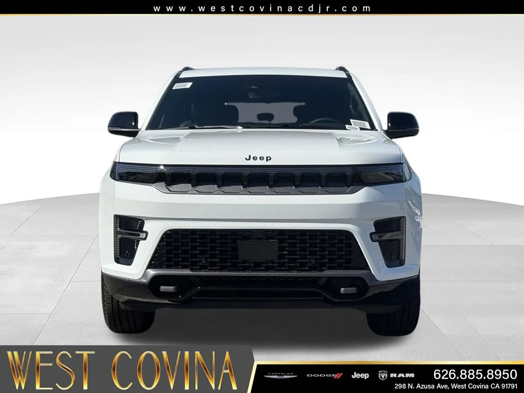 New 2026 Bright White Clear-Coat Exterior Paint Jeep Limited Altitude image 3