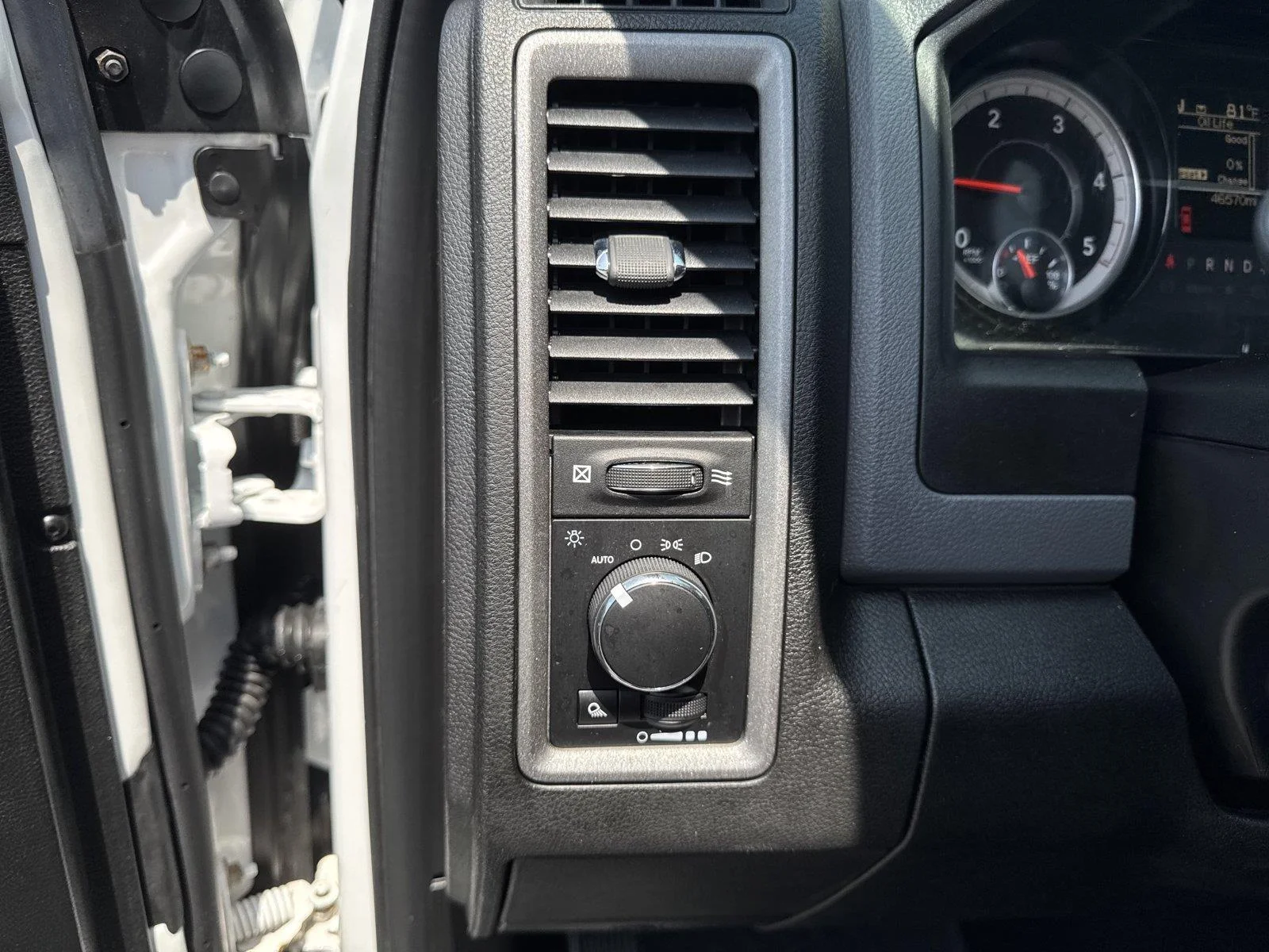 Used 2019 Bright White Clearcoat Ram Tradesman image 21