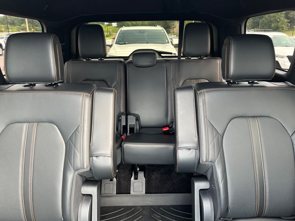 Used 2023 White Ford Platinum image 23