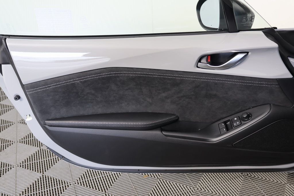 New 2026 Aero Gray Metallic Mazda Club image 8