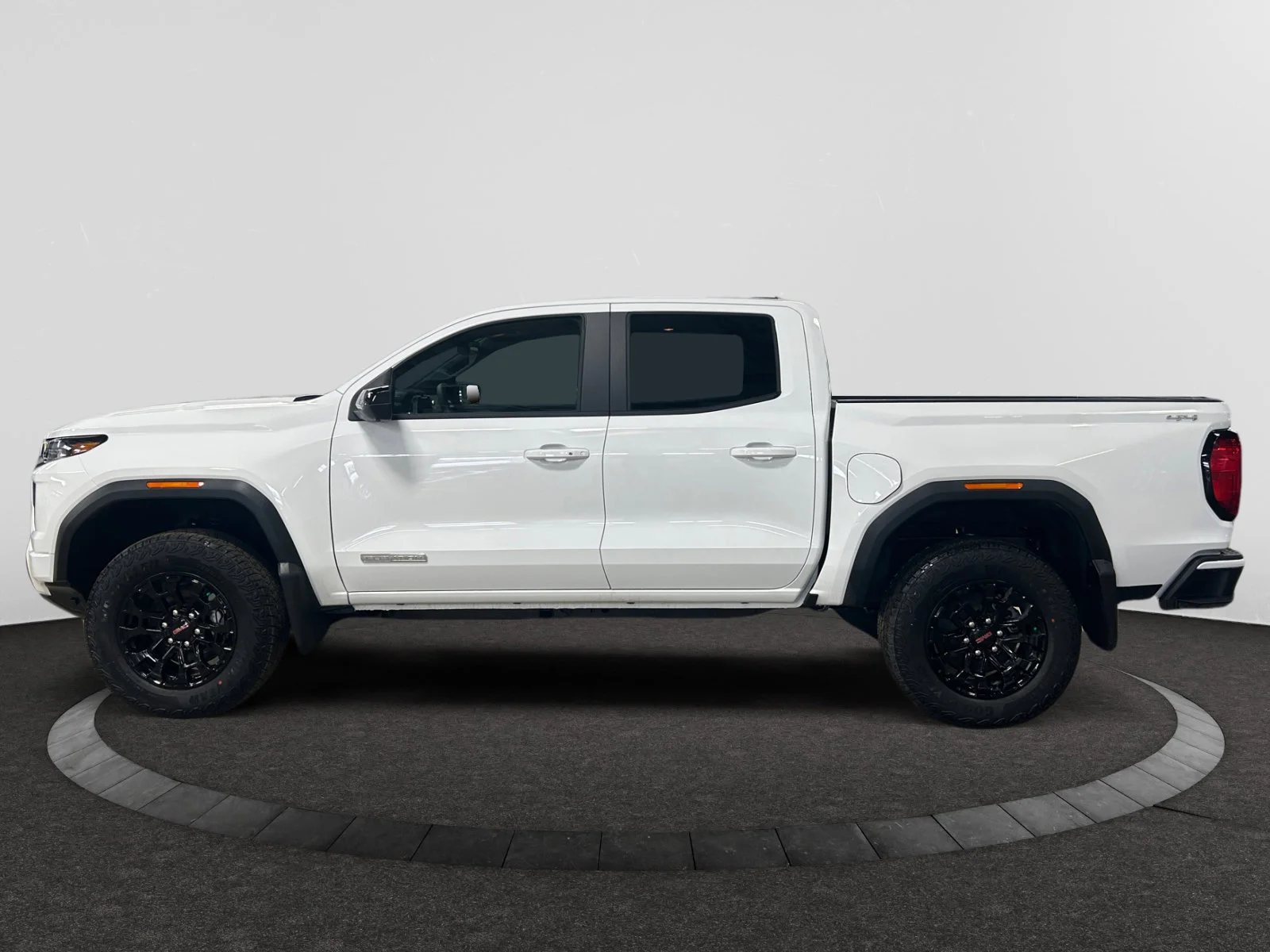New 2026 Summit White GMC Elevation image 2
