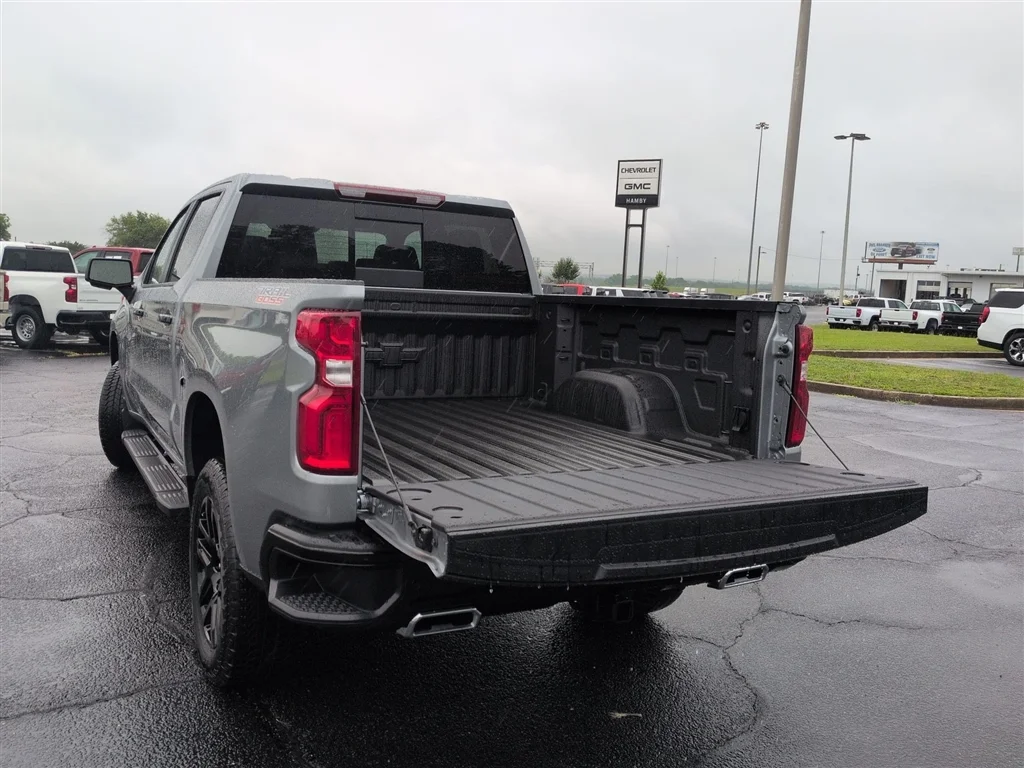 New 2026 Sterling Gray Metallic Chevrolet LT Trail Boss image 27